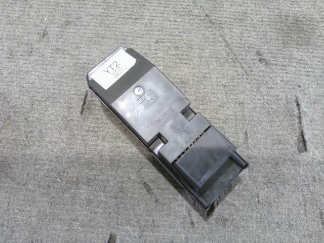 Power Window Switch MAZDA Flair wagon 2013 DBA-MM21S 1A3066350C — photo 3