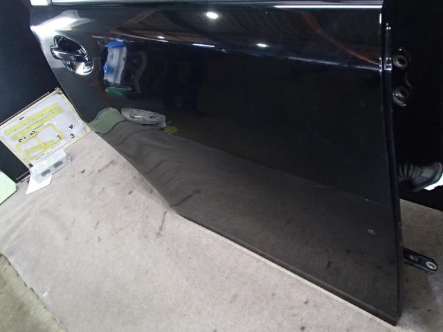Rear Right Door Assembly TOYOTA Wish 2010 DBA-ZGE21 — photo 5