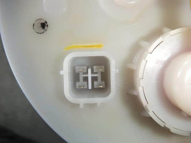 Fuel Pump HONDA Civic 2009 DAA-FD3 — photo 4
