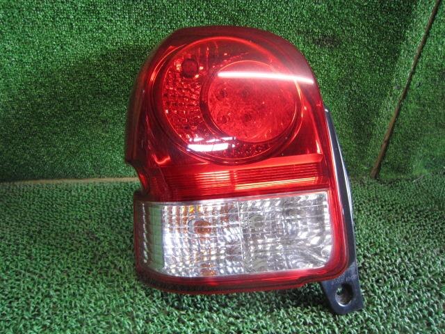 Left Tail Light TOYOTA Porte 2012 DBA-NCP145 — photo 1