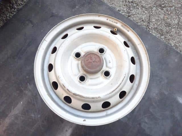 Wheel MITSUBISHI Minicab 2001 GD-U61 — photo 1