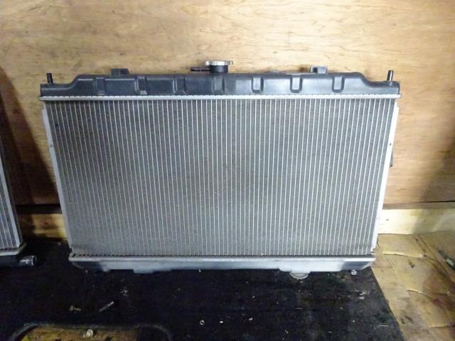 Radiator NISSAN Ad 2002 UB-VFY11 — photo 3