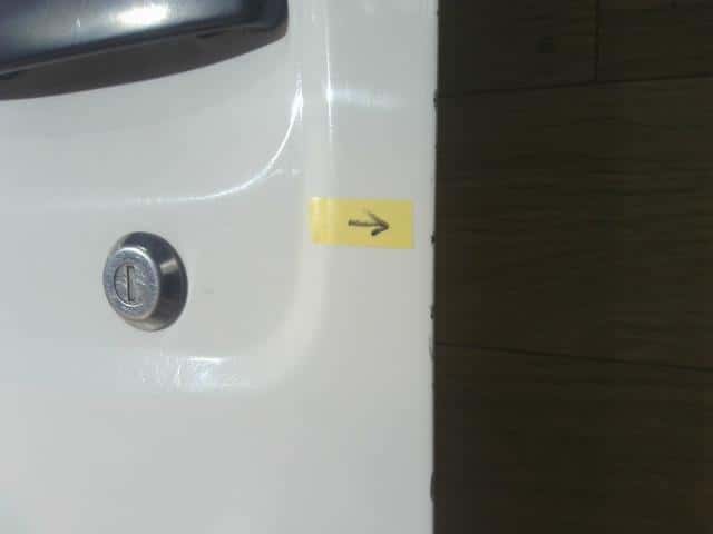 Front Left Door Assembly MITSUBISHI Minicab 2008 GBD-U61 — photo 4