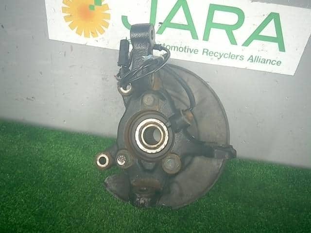 Front Right Knuckle Hub Assembly SUZUKI Solio 2016 DBA-MA26S 4511181P00 — photo 3