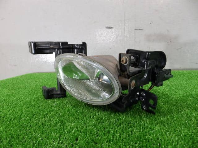 Left Fog Light HONDA Step Wagon 2010 DBA-RK5 — photo 4