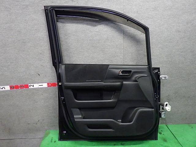 Front Left Door Assembly HONDA Step Wagon 2010 DBA-RK6 — photo 8
