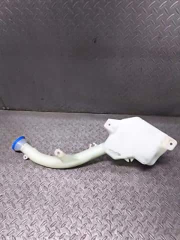 Windshield Washer Tank HONDA Life 2003 UA-JB6 — photo 5