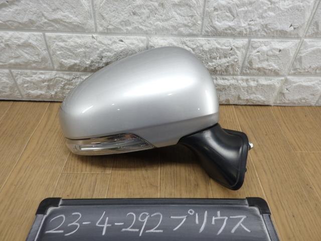 Right Side Mirror TOYOTA Prius 2010 DAA-ZVW30 — photo 1