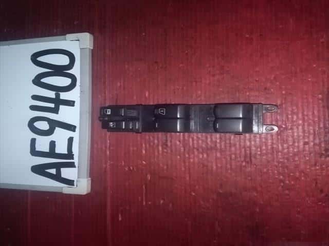 Power Window Switch NISSAN Serena 2007 DBA-CC25 — photo 1