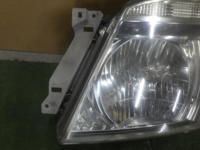 Left Headlight NISSAN Caravan Van 2008 ADF-VWE25 — photo 2