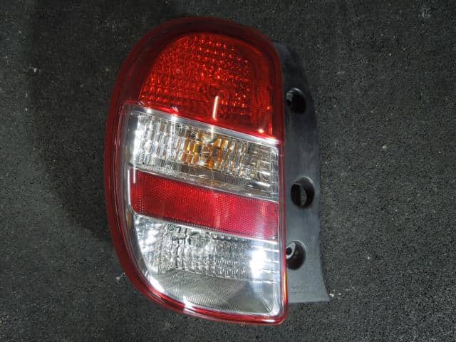 Left Tail Light NISSAN March 2012 DBA-NK13 — photo 1