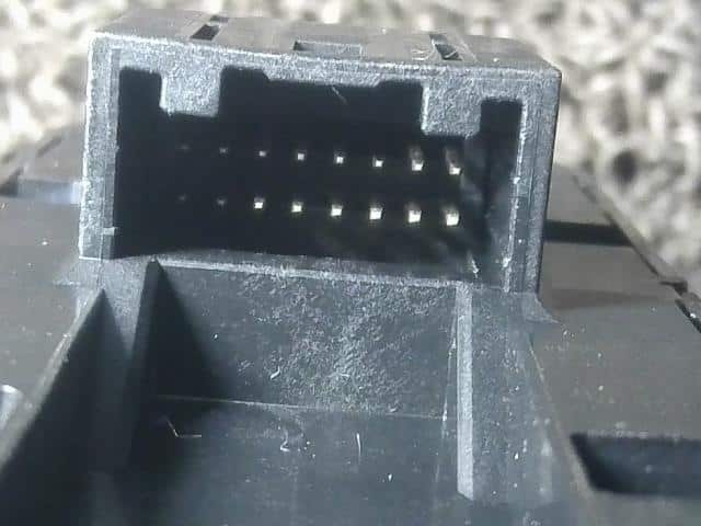 Power Window Switch MAZDA 2019 3DA-BP8P B0N666350B — photo 3