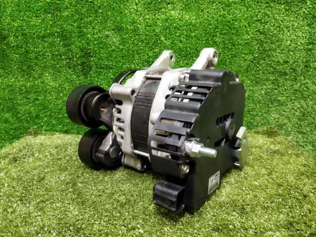 Alternator NISSAN Serena 2016 DAA-GFC27 — photo 2