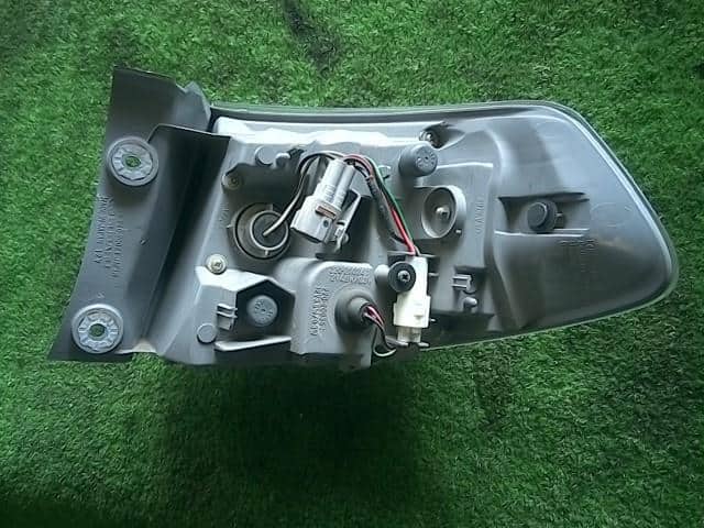 Left Tail Light SUBARU Impreza 2010 DBA-GH6 84912FG010 — photo 2