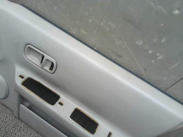 Front Right Door Trim NISSAN Rasheen 1994 E-RFNB14 — photo 5