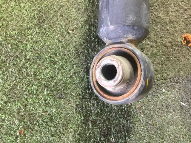 Rear Right Shock Absorber HONDA Step Wagon 2016 DBA-RP3 — photo 3