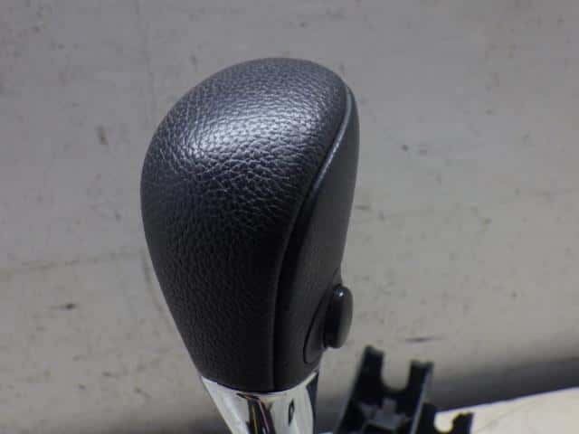 Shift Lever NISSAN X-Trail 2015 DAA-HNT32 — photo 2