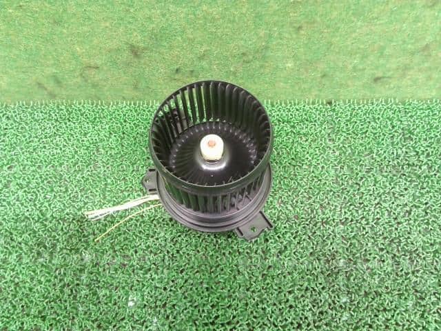 Blower Motor SUZUKI Spacia 2018 DAA-MK53S 7415062RA1 — photo 2