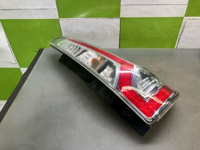 Right Tail Light NISSAN Dayz 2015 DBA-B21 — photo 2