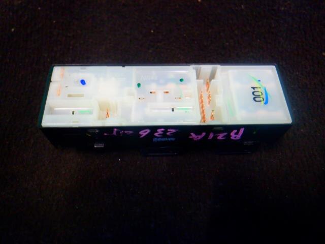 Power Window Switch NISSAN Dayz roox 2018 DBA-B21A — photo 4