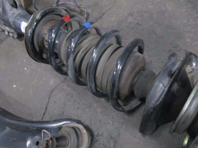 Front Left Strut Assembly DAIHATSU Move 2012 DBA-LA100S — photo 2