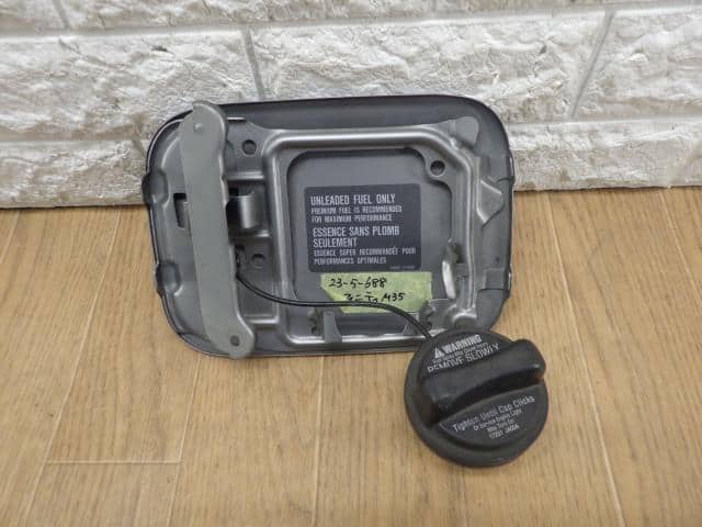Fuel Filler Lid NISSAN Infiniti q45 PNY50 — photo 2