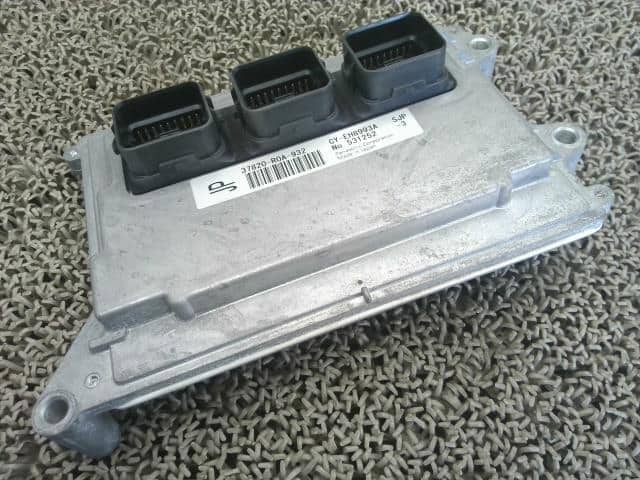 Engine Control Unit HONDA Step Wagon 2010 DBA-RK5 — photo 1