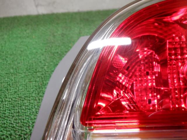 Right Tail Light TOYOTA Spade 2016 DBA-NSP141 — photo 3