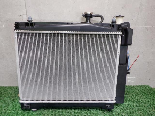 Radiator TOYOTA Spade 2016 DBA-NSP141 — photo 6