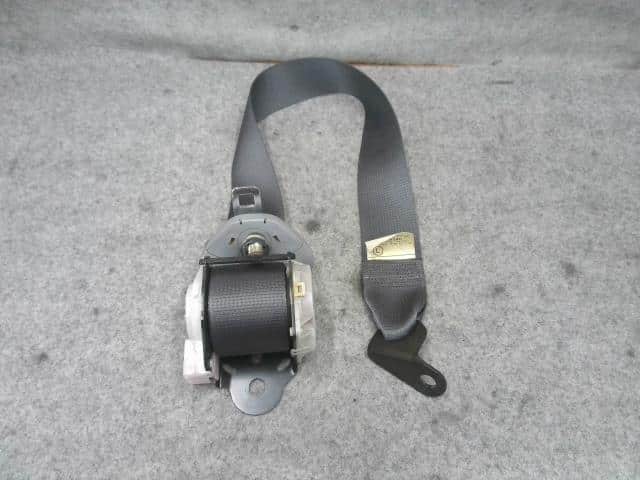 Assistant Driver's Seat Seat Belt DAIHATSU Hijet 2005 LE-S200P — photo 1