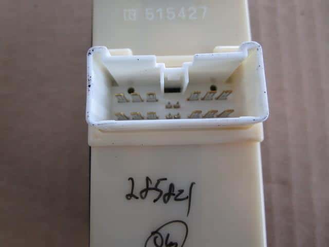 Power Window Switch DAIHATSU Move 2012 DBA-LA100S — photo 3