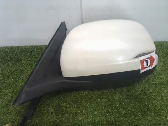 Left Side Mirror HONDA N-one DBA-JG1 — photo 1