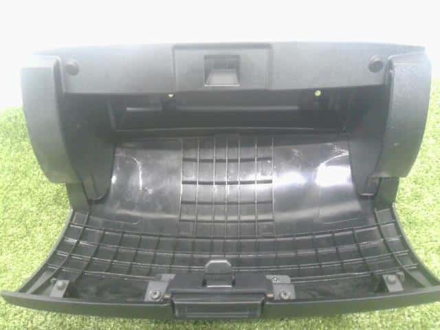 Glove Compartment NISSAN March 2014 DBA-K13 — photo 6