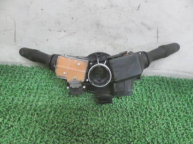 Combination Switch TOYOTA Auris 2008 DBA-NZE15 — photo 4