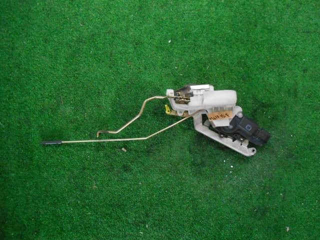 Front Left Door Lock Actuator NISSAN Moco 2005 CBA-MG21 — photo 1