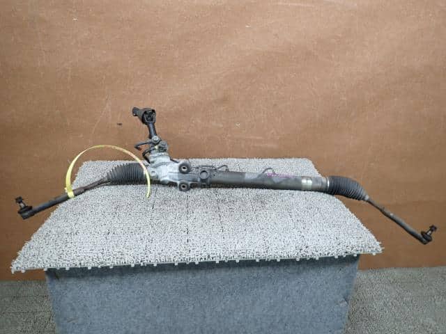 Power Steering Rack and Pinion Assembly TOYOTA Aristo 2001 TA-JZS160 — photo 1