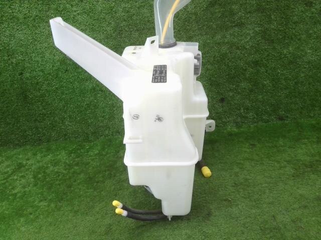 Windshield Washer Tank TOYOTA Prius Alpha 2012 DAA-ZVW40 — photo 2