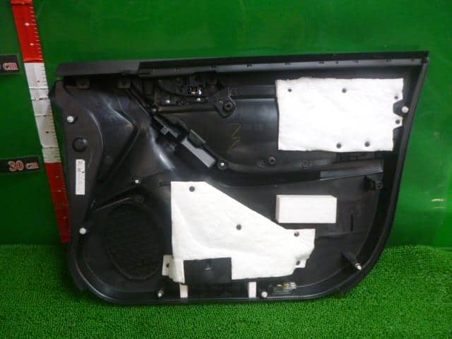 Front Left Door Trim SUBARU Forester 2013 DBA-SJ5 94212SG010VI — photo 3