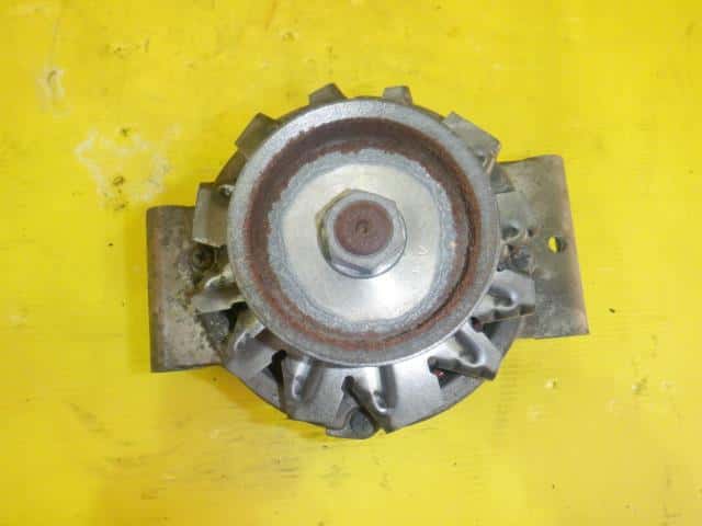 Alternator Mitsubishi Fuso Fuso largesize car 2016 QPG-FS64VZ MX000874 — photo 2