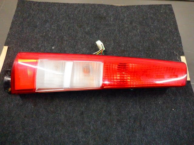 Left Tail Light SUBARU Sambar 2005 LE-TV1 — photo 1