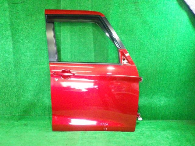 Front Right Door Assembly NISSAN Dayz roox 2018 DBA-B21A — photo 1