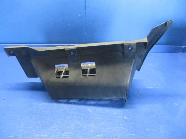 Right Side Step ISUZU 2009 BKG-NLR85A — photo 1