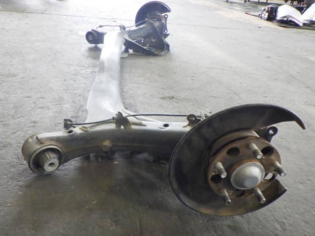 Rear Axle Beam Assembly HONDA CR-Z 2011 DAA-ZF1 — photo 3