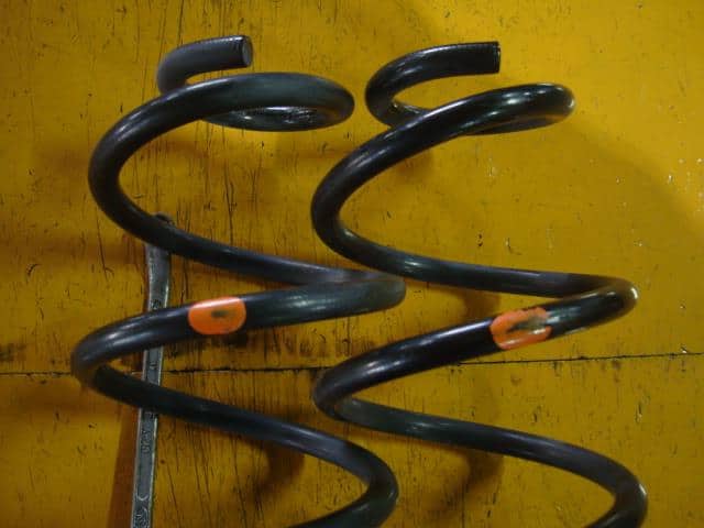 Rear Spring Assy NISSAN Note 2013 DBA-E12 — photo 2