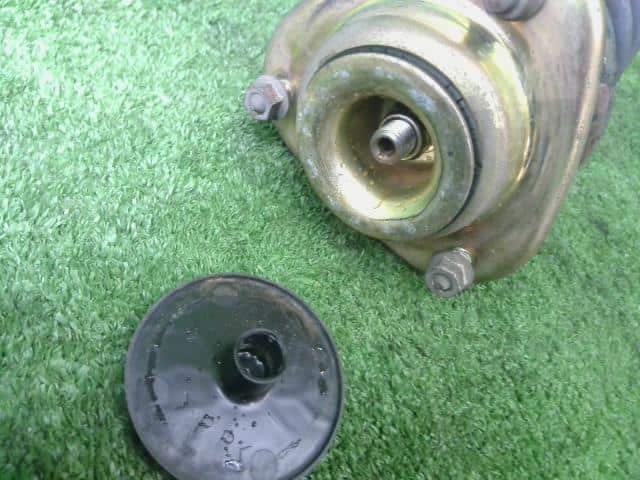 Front Right Strut MITSUBISHI Pajero Mini 1998 E-H51A — photo 3
