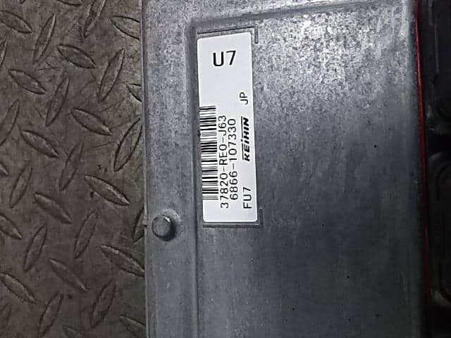 Engine Control Unit HONDA Fit 2011 DAA-GP1 — photo 2
