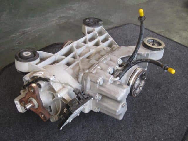 Rear Rigid Differential Assembly AUDI Audi tt 2016 ABA-FVCHHF — photo 3