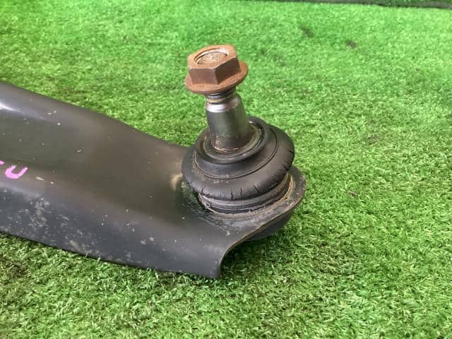 Front Left Lower Control Arm SUZUKI Wagon R 2013 DBA-MH34S 4520285K10 — photo 2