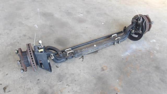 Front Differential Housing Assembly ISUZU 2002 KR-NKR81GN 8971375863 — photo 1