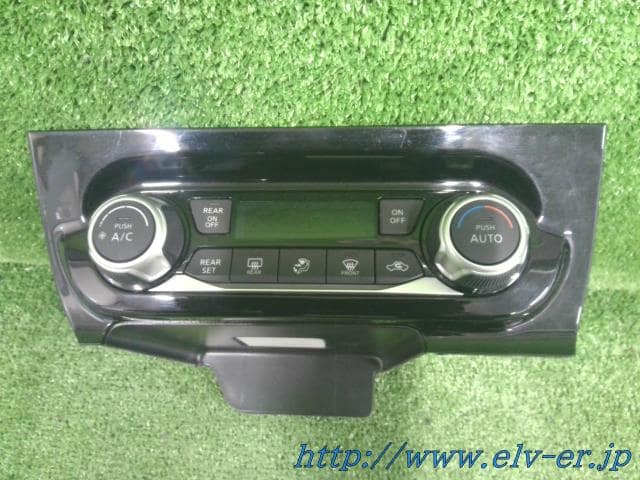 A/C Control Panel NISSAN Serena 2016 DAA-GFNC27 — photo 1